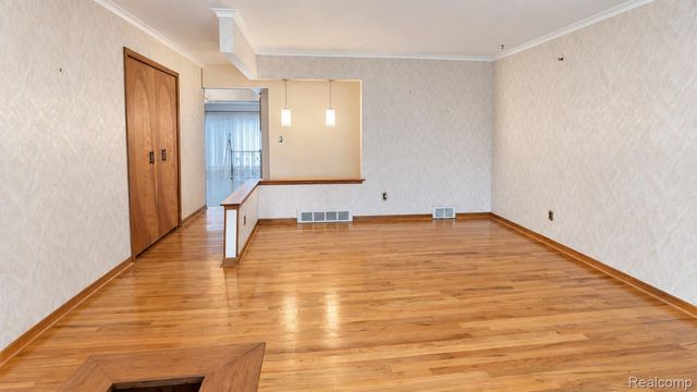 33439 Elgin Court, Sterling Heights, MI 48310