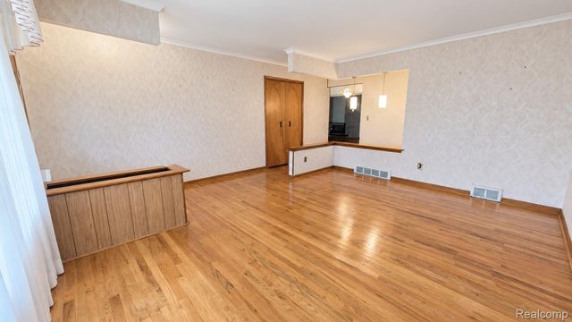 33439 Elgin Court, Sterling Heights, MI 48310