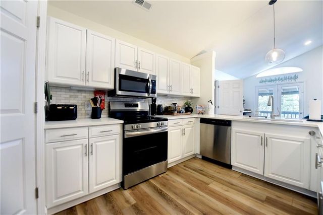 85 International Village Drive, Helen, GA 30545