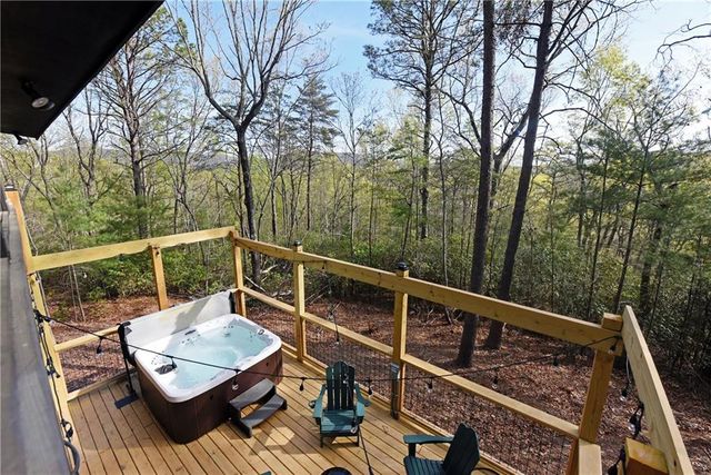 85 International Village Drive, Helen, GA 30545