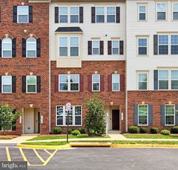 7574 BRUNSON CIR, Gainesville, VA 20155