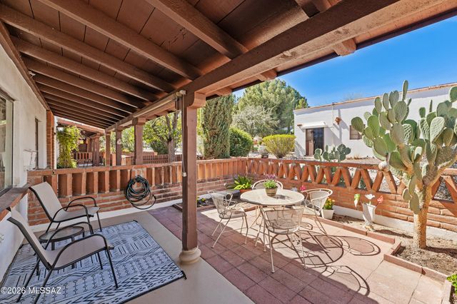 187 S Paseo Tierra, Green Valley, AZ 85614