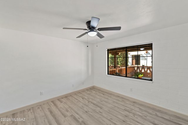 187 S Paseo Tierra, Green Valley, AZ 85614