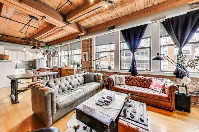 913 W Van Buren Street 6E, Chicago, IL 60607