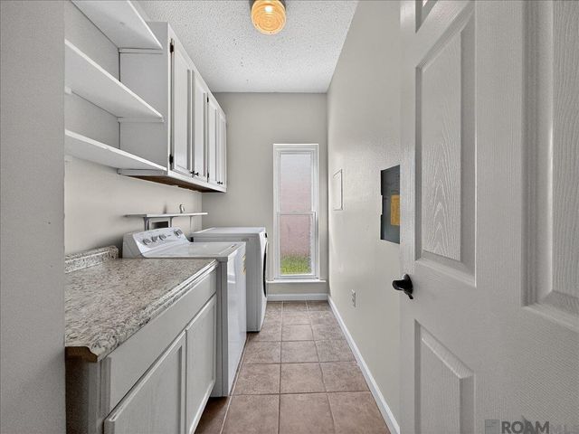 7111 Point Avery Dr, Baton Rouge, LA 70817