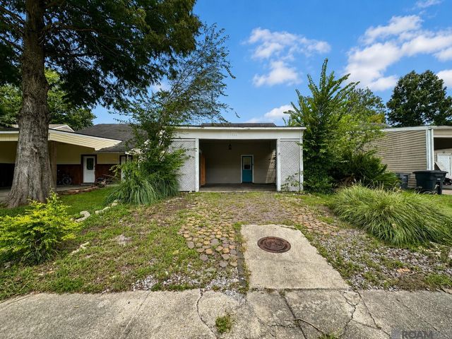 7111 Point Avery Dr, Baton Rouge, LA 70817