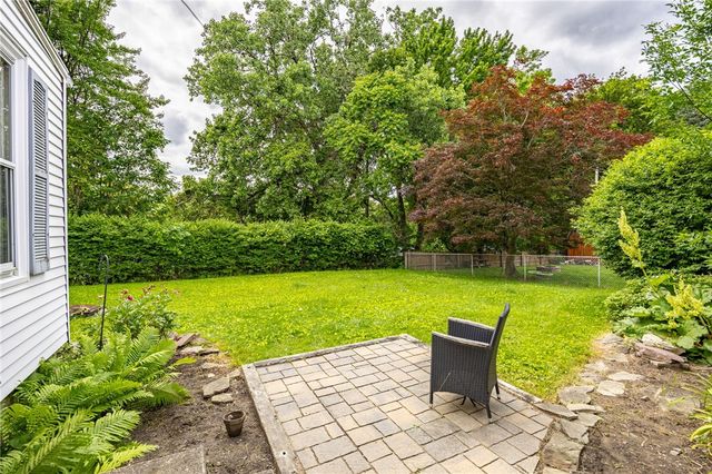 119 Eastgate Drive, Irondequoit, NY 14617