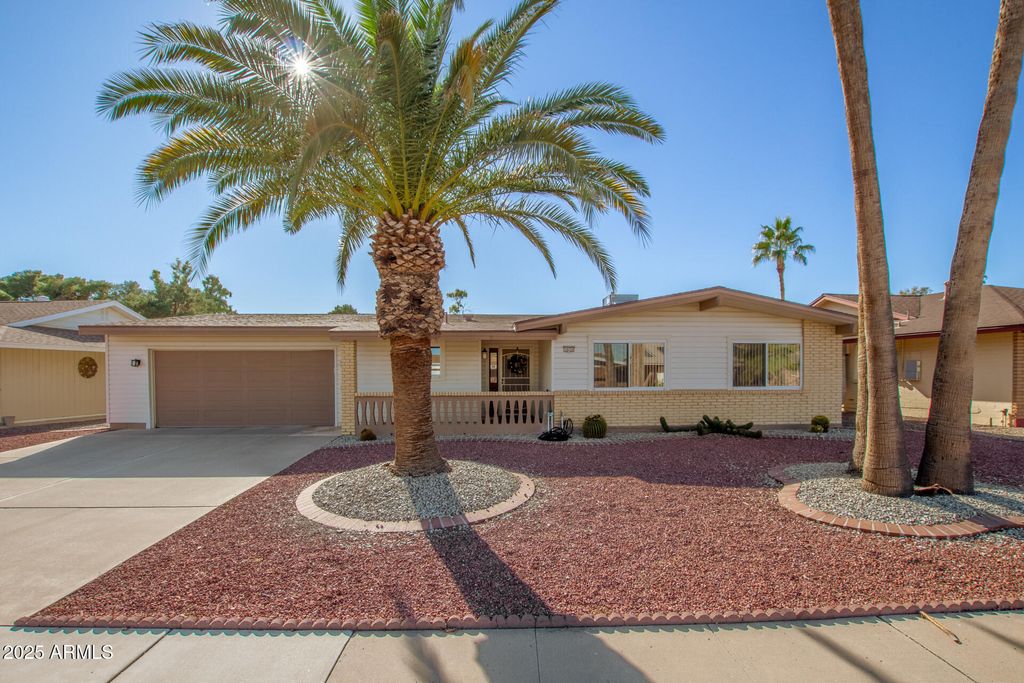 10256 N 109TH Avenue, Sun City, AZ 85351