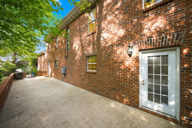 6210 N Innisbrook Drive, Hixson, TN 37343