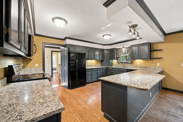 6210 N Innisbrook Drive, Hixson, TN 37343