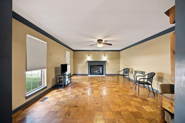 6210 N Innisbrook Drive, Hixson, TN 37343