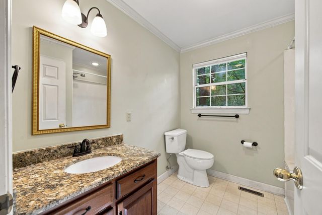 6210 N Innisbrook Drive, Hixson, TN 37343