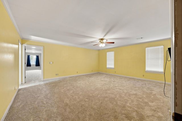 6210 N Innisbrook Drive, Hixson, TN 37343