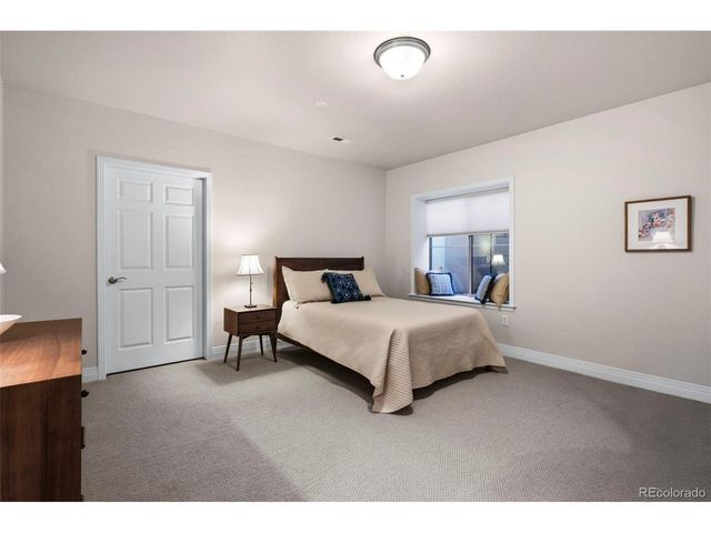 1240 Lanterns Ln, Superior, CO 80027