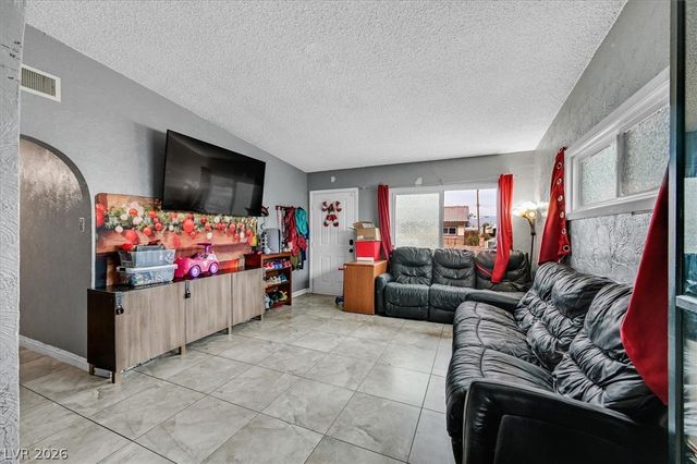 5001 Cannon Boulevard, Las Vegas, NV 89108