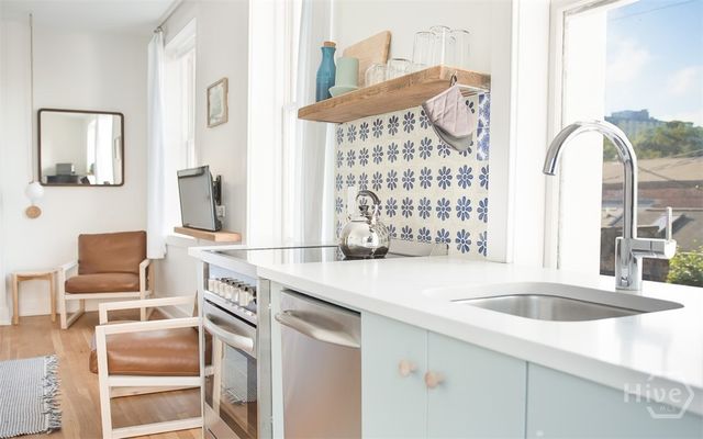 1 E Gordon Street 4, Savannah, GA 31401