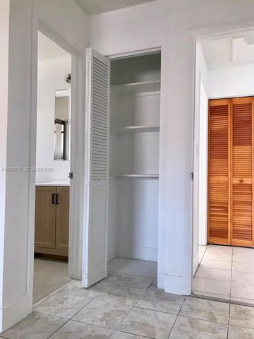 3264 W 70th Street 201, Hialeah, FL 33018