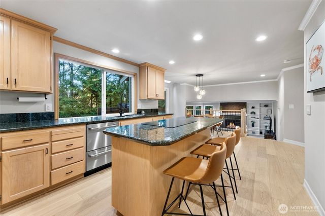 1610 Brookmonte Drive SE, Puyallup, WA 98372