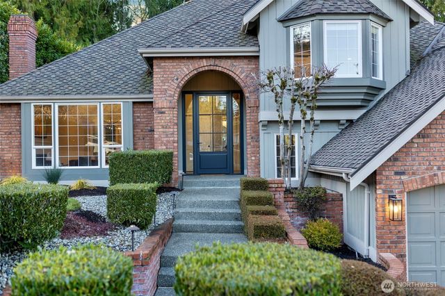 1610 Brookmonte Drive SE, Puyallup, WA 98372