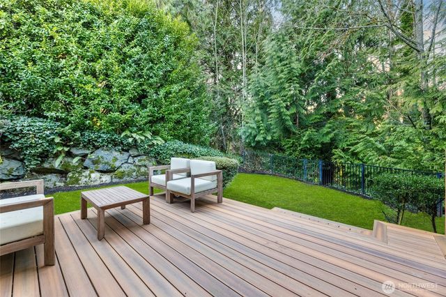 1610 Brookmonte Drive SE, Puyallup, WA 98372