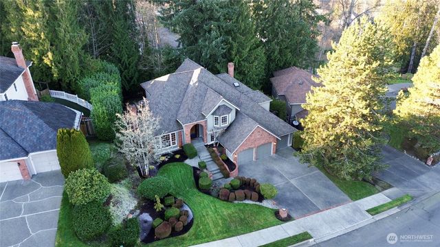 1610 Brookmonte Drive SE, Puyallup, WA 98372