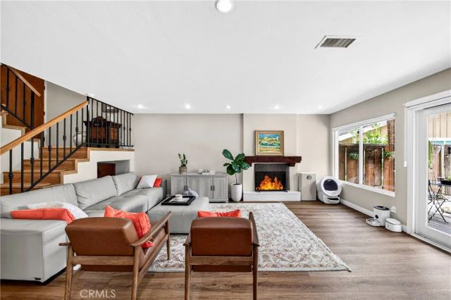 802 W Glenwood Circle, Fullerton, CA 92832