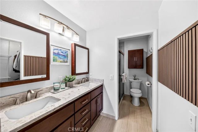 802 W Glenwood Circle, Fullerton, CA 92832