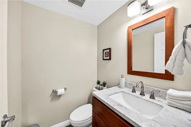 802 W Glenwood Circle, Fullerton, CA 92832