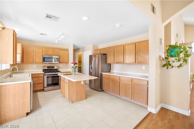 6205 Morning Wing Drive, North Las Vegas, NV 89031