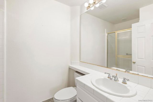 6927 Wildrose Ter, Carlsbad, CA 92011