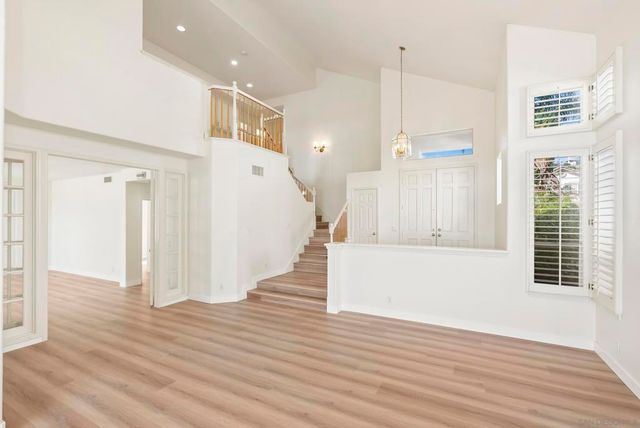 6927 Wildrose Ter, Carlsbad, CA 92011