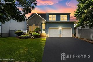116 Wainwright Drive, Old Bridge, NJ 07747
