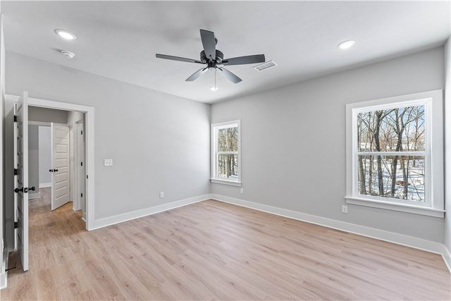 11 Wincanton Lane, Bella Vista, AR 72715