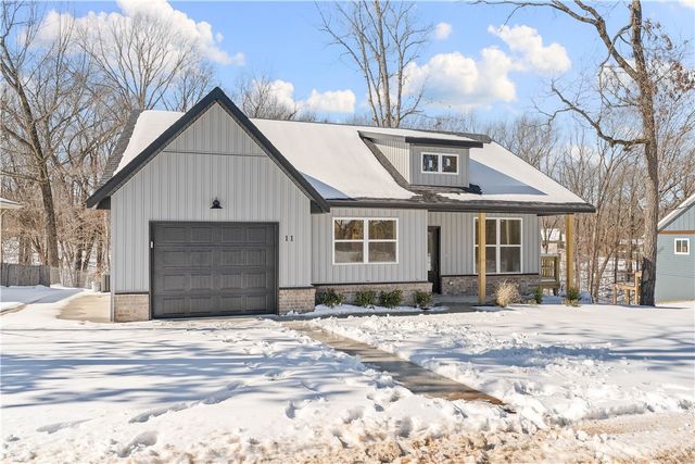 11 Wincanton Lane, Bella Vista, AR 72715