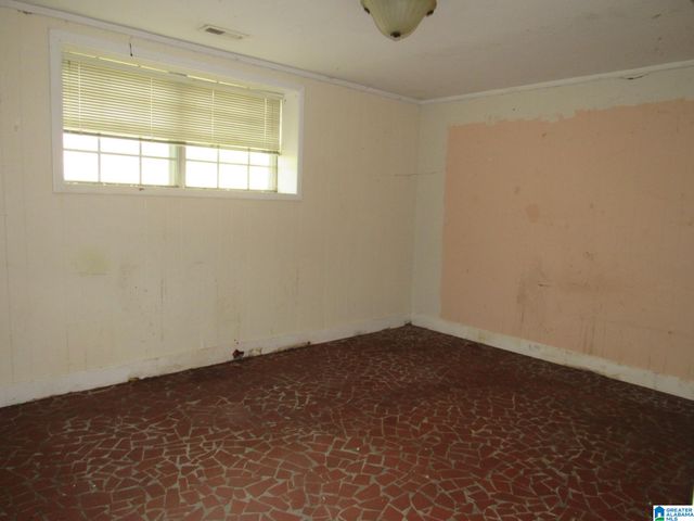 1660 3RD STREET NW, Center Point, AL 35215