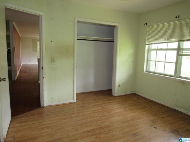 1660 3RD STREET NW, Center Point, AL 35215
