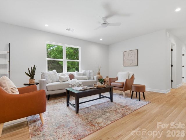 3600 Carmel Road, Charlotte, NC 28226