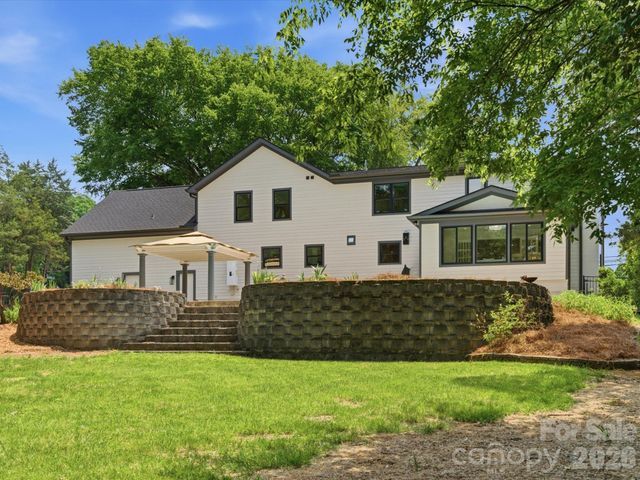 3600 Carmel Road, Charlotte, NC 28226