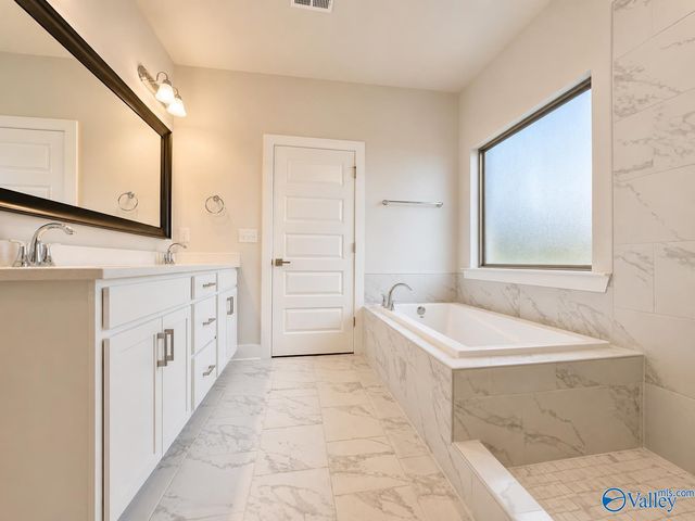 14518 Willow Rose Lane, Athens, AL 35613