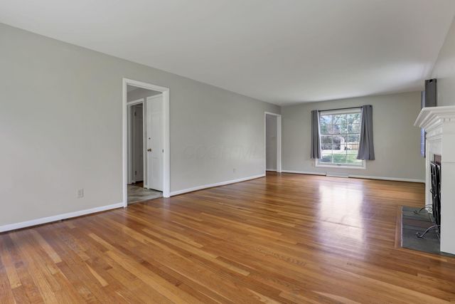 498 Marion Manor Woods, Newark, OH 43055