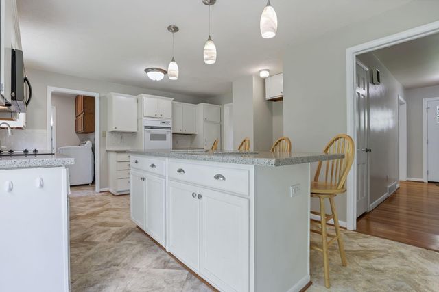 498 Marion Manor Woods, Newark, OH 43055