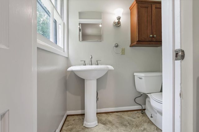498 Marion Manor Woods, Newark, OH 43055
