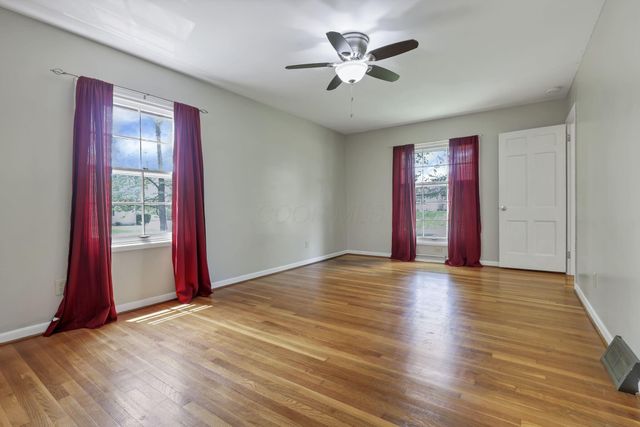 498 Marion Manor Woods, Newark, OH 43055