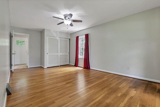 498 Marion Manor Woods, Newark, OH 43055