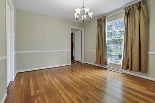 498 Marion Manor Woods, Newark, OH 43055