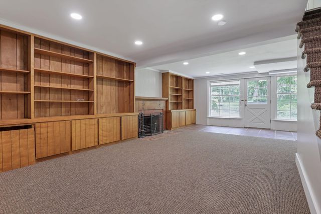 498 Marion Manor Woods, Newark, OH 43055