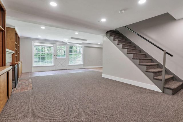 498 Marion Manor Woods, Newark, OH 43055