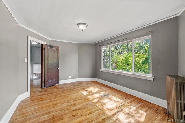 16614 Edinborough Road, Detroit, MI 48219