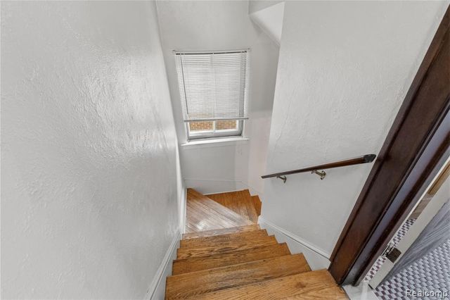 16614 Edinborough Road, Detroit, MI 48219