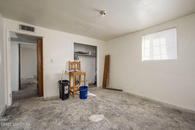 240 N Martinez Street, Las Cruces, NM 88001